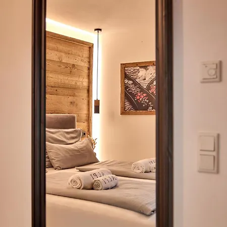 Wood&stone Alpi * 加爾米施-帕滕基興