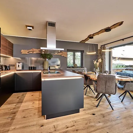 Wood&stone Alpi Apartament *